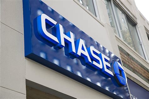 Get location hours, directions, customer service numbers and available banking services. . Chase bank location